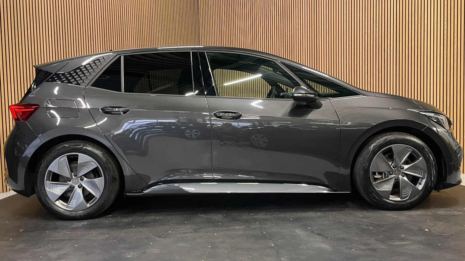 Hoofdafbeelding CUPRA Born