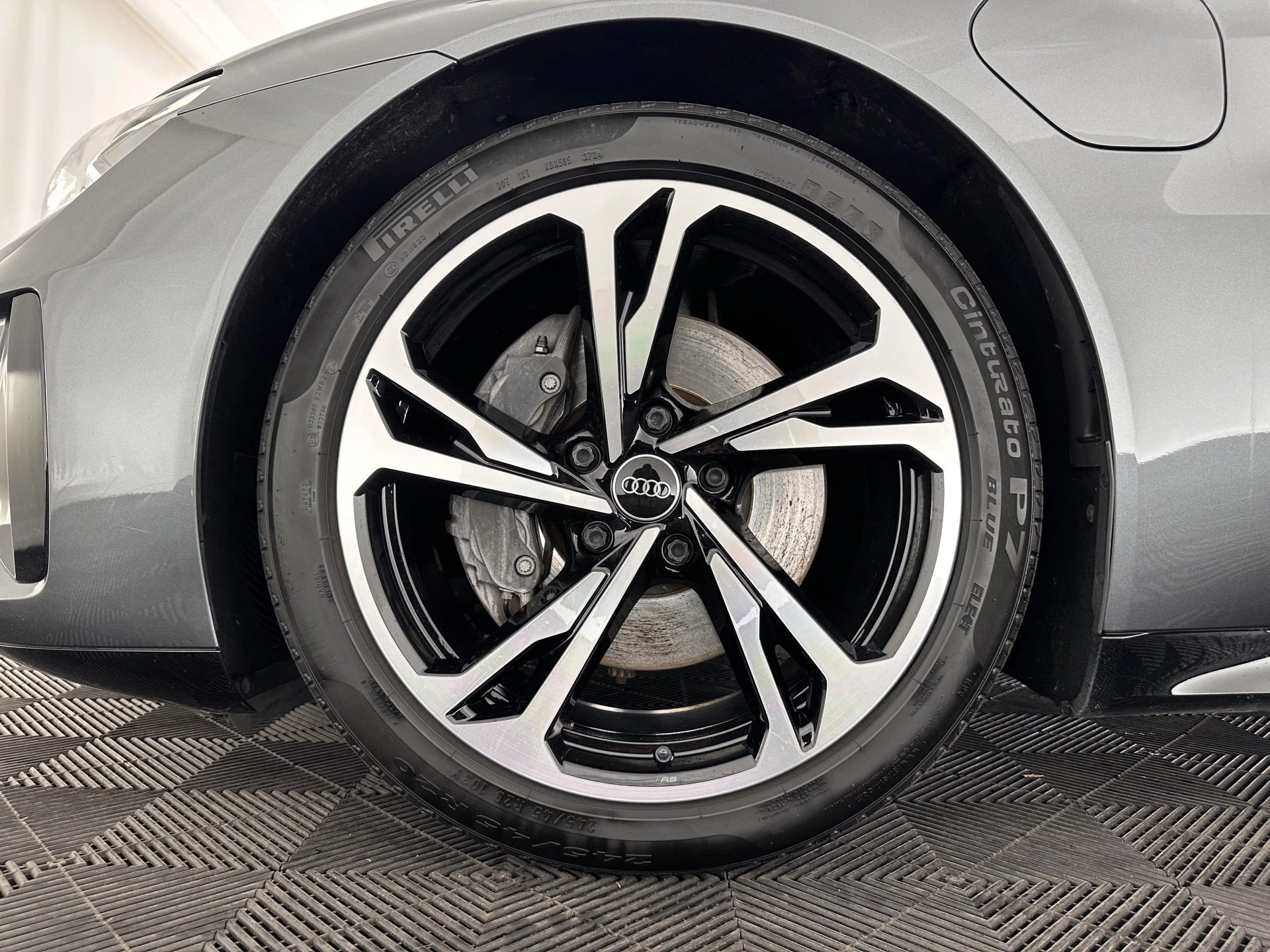Hoofdafbeelding Audi e-tron GT