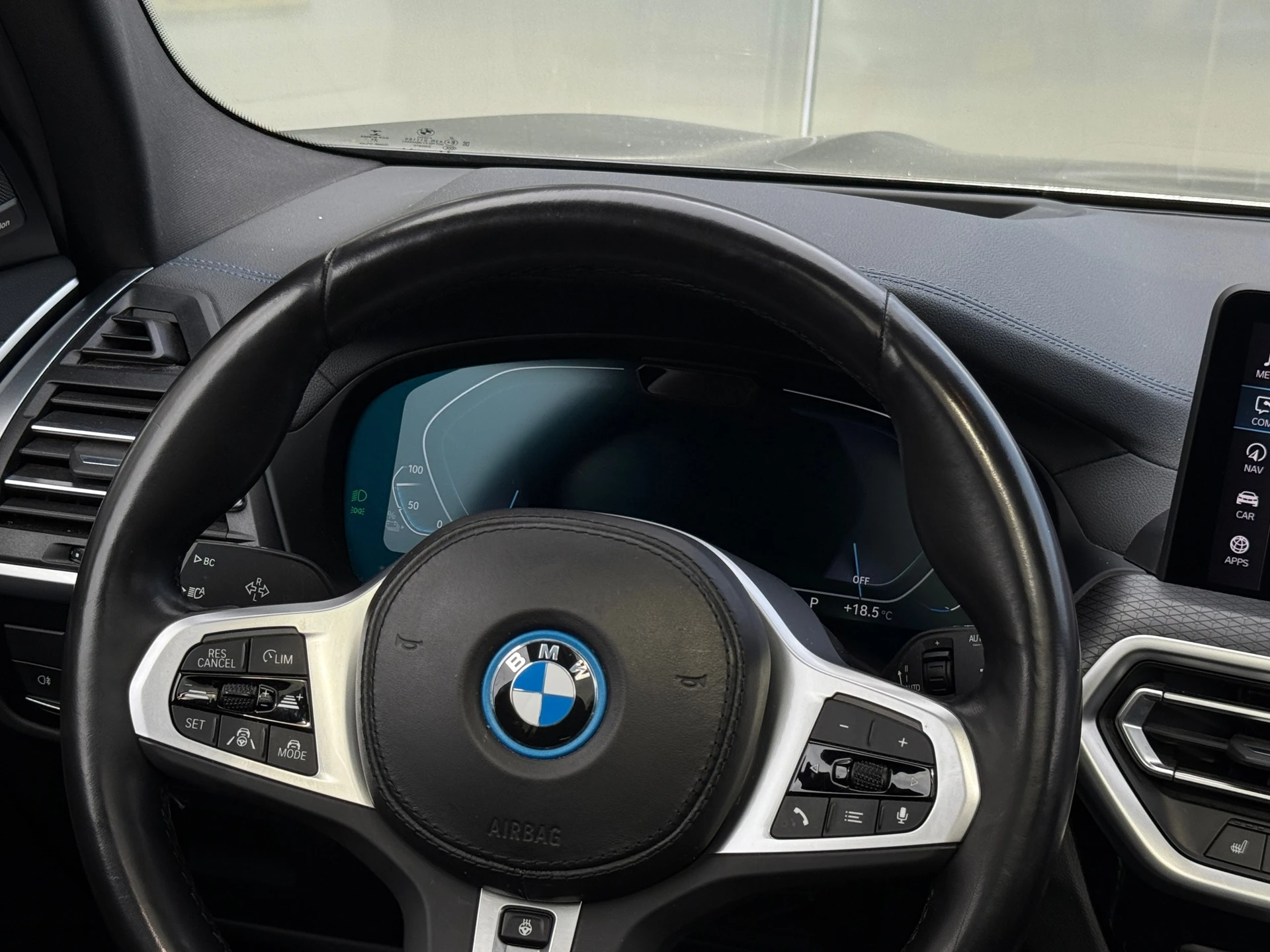 Hoofdafbeelding BMW iX3