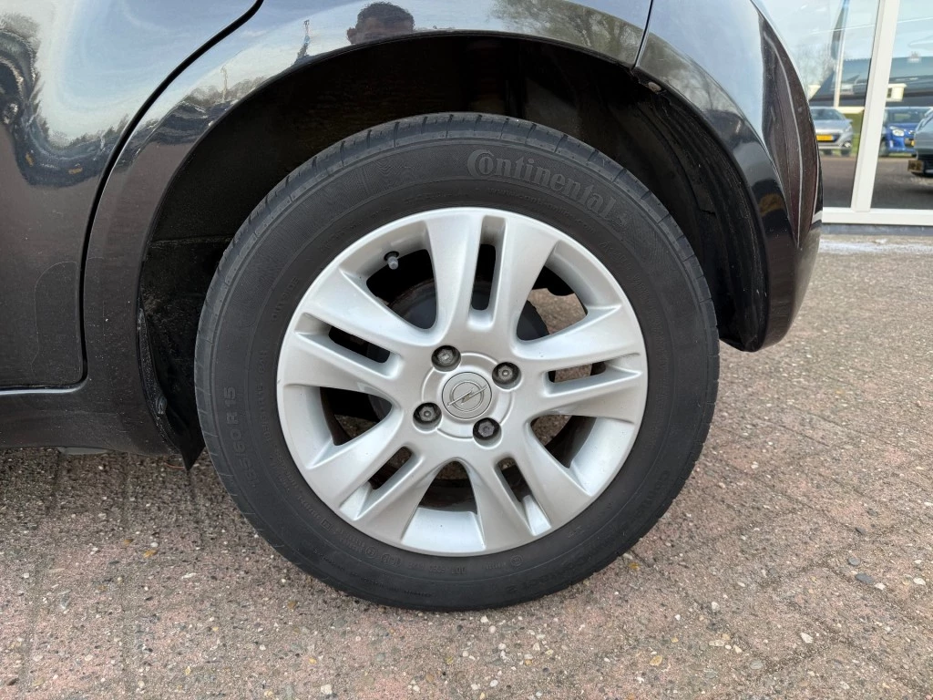 Hoofdafbeelding Opel Agila