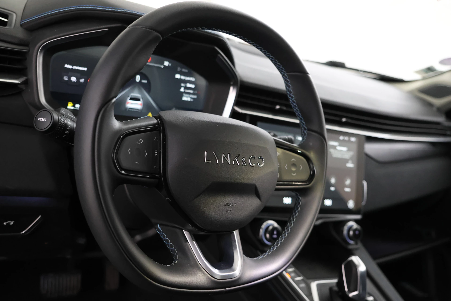 Hoofdafbeelding Lynk & Co 01