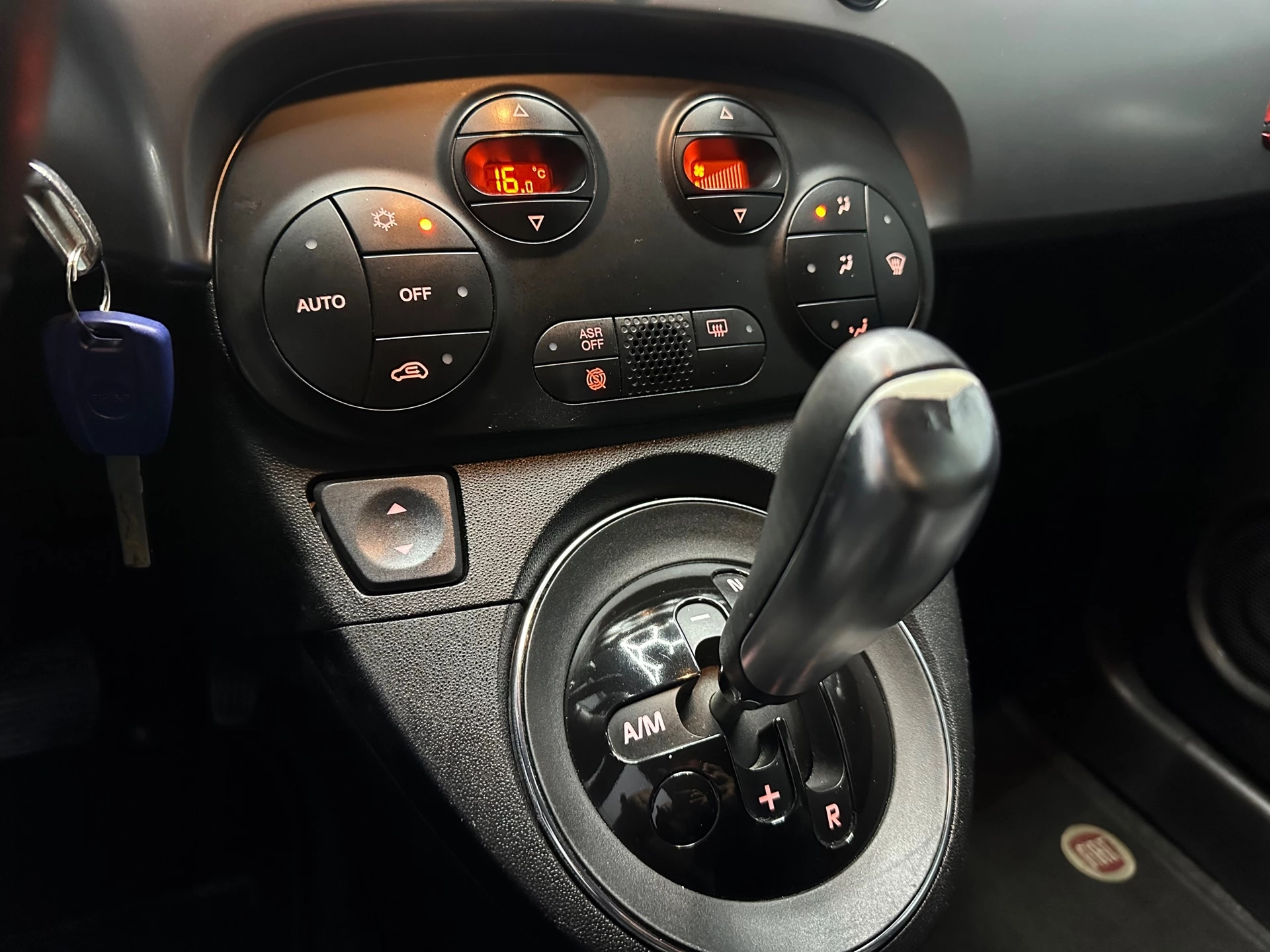 Hoofdafbeelding Fiat 500C