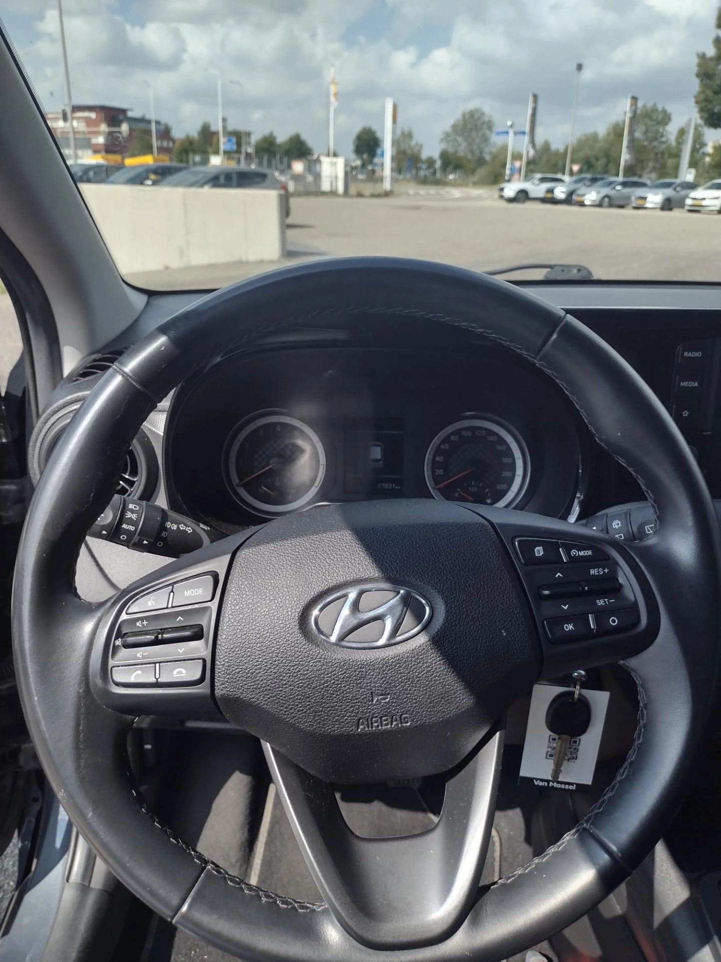 Hoofdafbeelding Hyundai i10