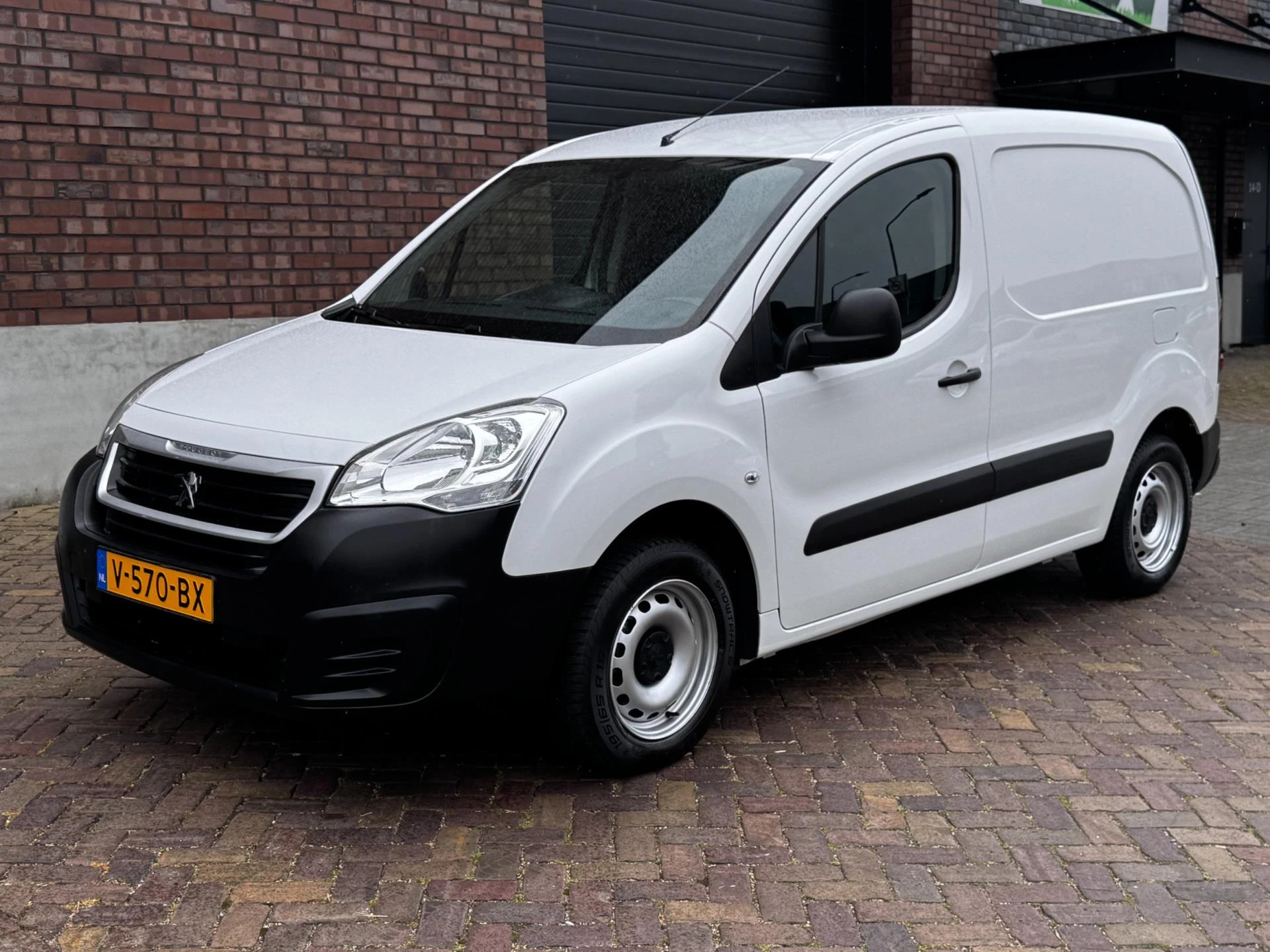 Hoofdafbeelding Peugeot Partner