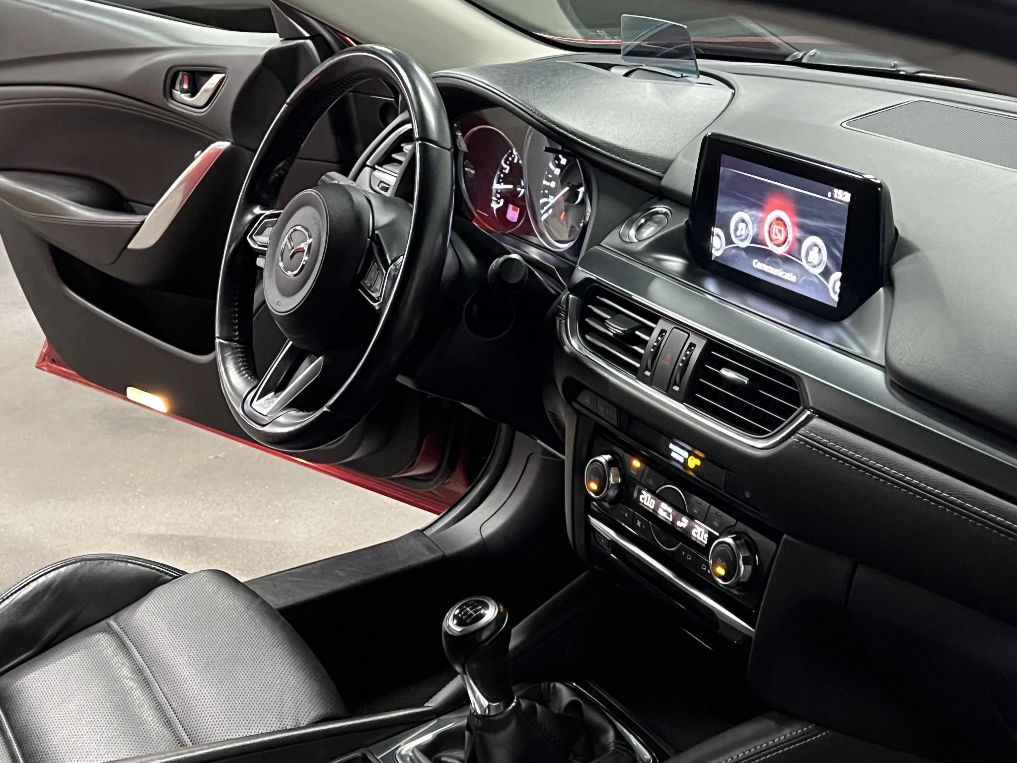 Hoofdafbeelding Mazda 6