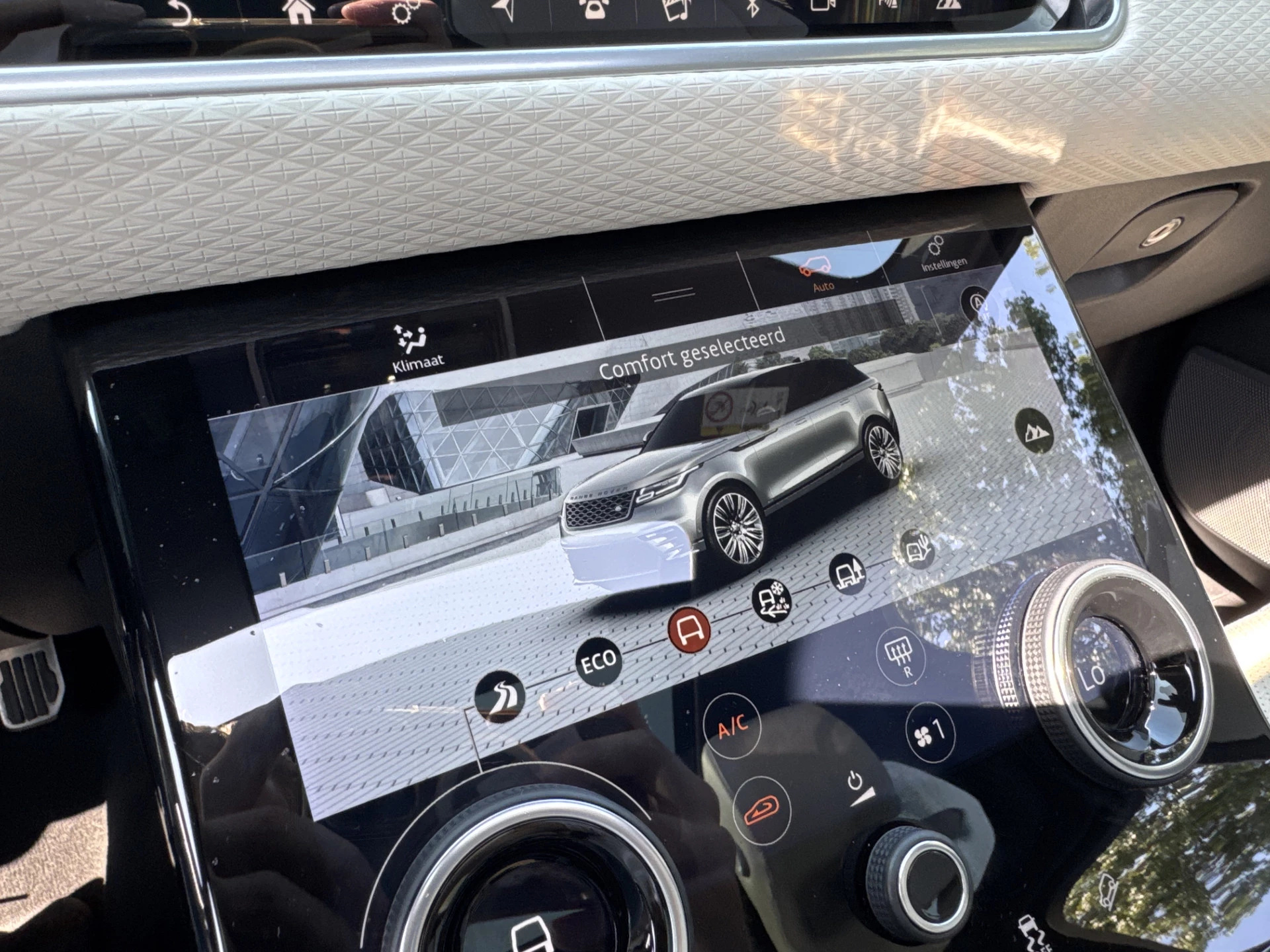 Hoofdafbeelding Land Rover Range Rover Velar