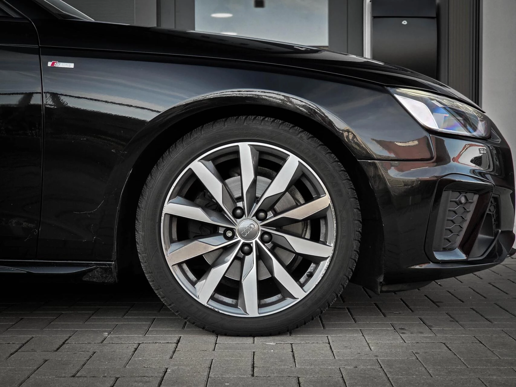 Hoofdafbeelding Audi A4