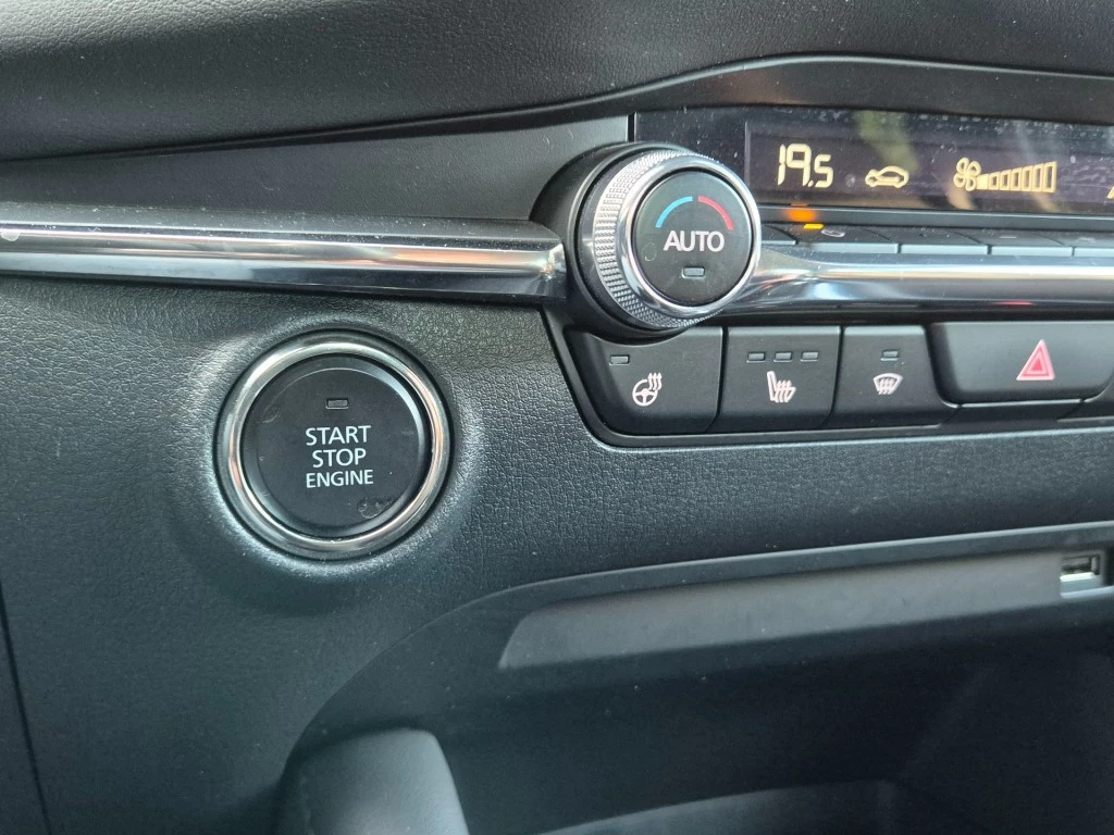 Hoofdafbeelding Mazda 3