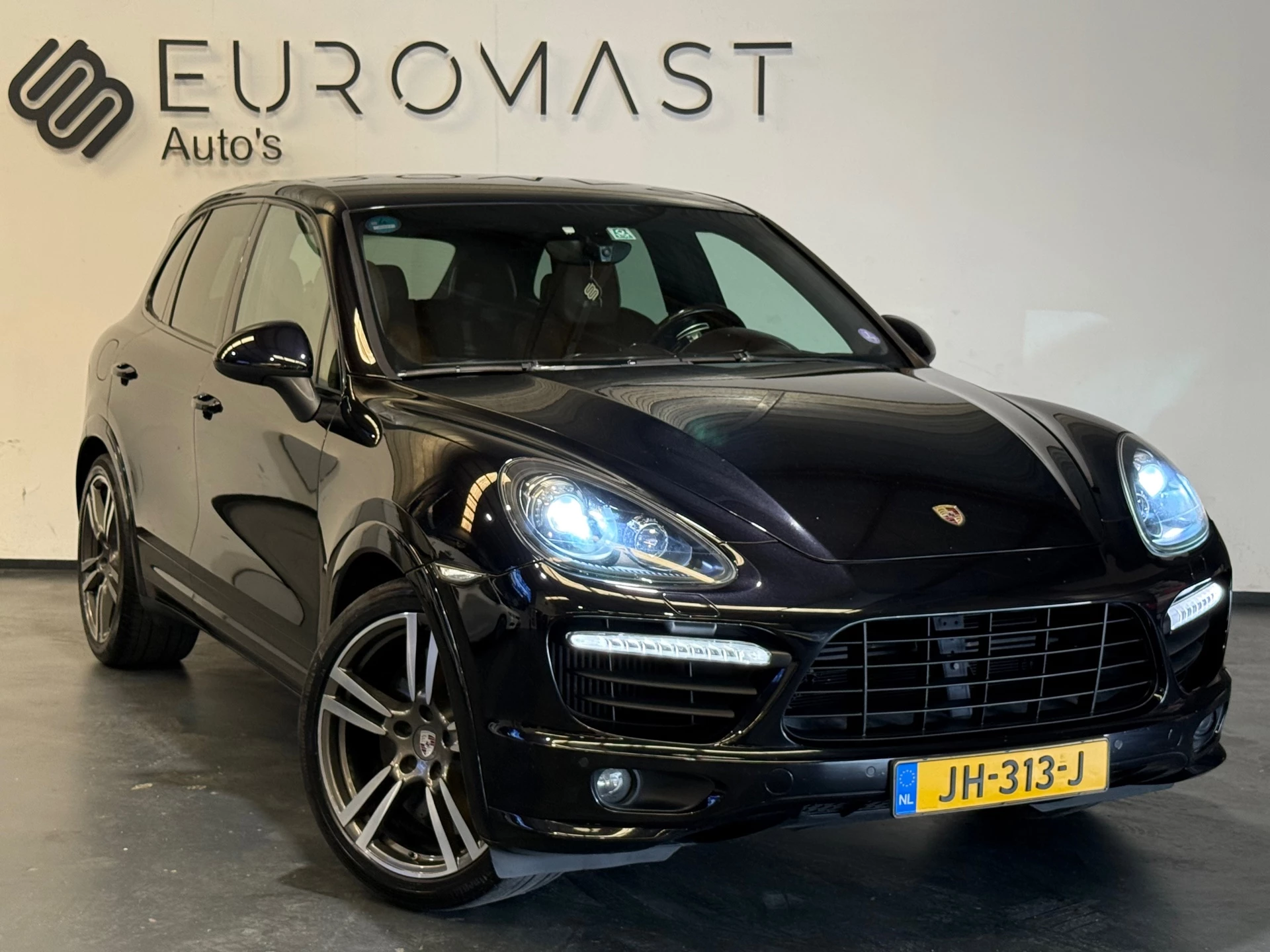 Hoofdafbeelding Porsche Cayenne