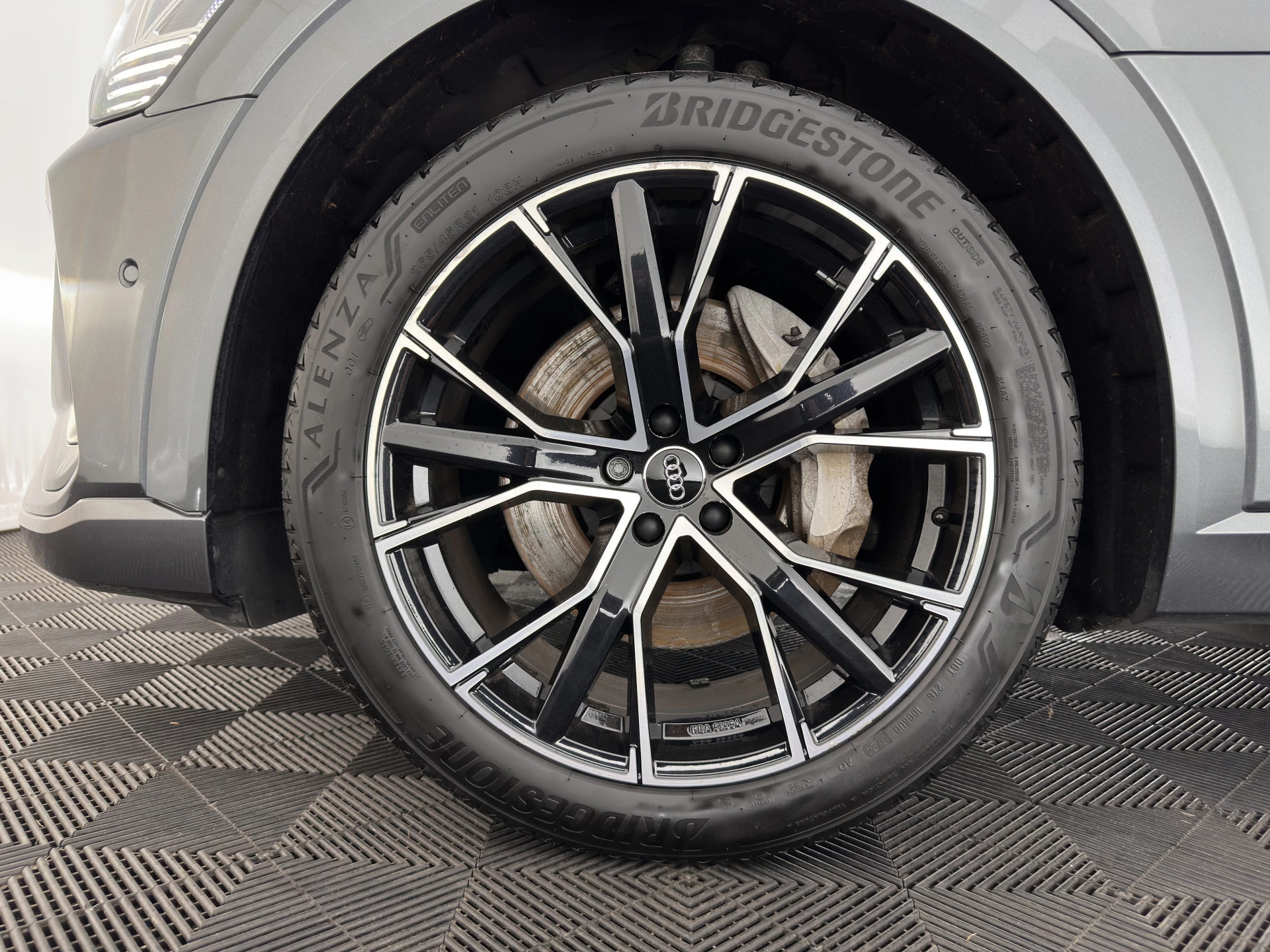 Hoofdafbeelding Audi e-tron