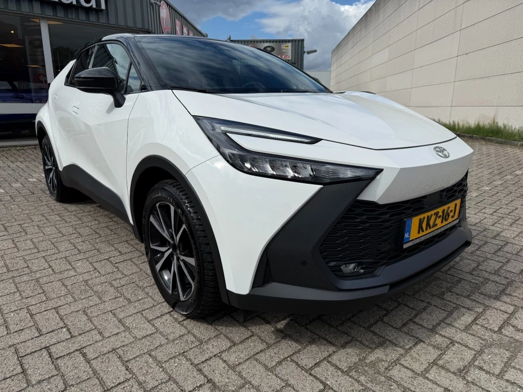 Hoofdafbeelding Toyota C-HR