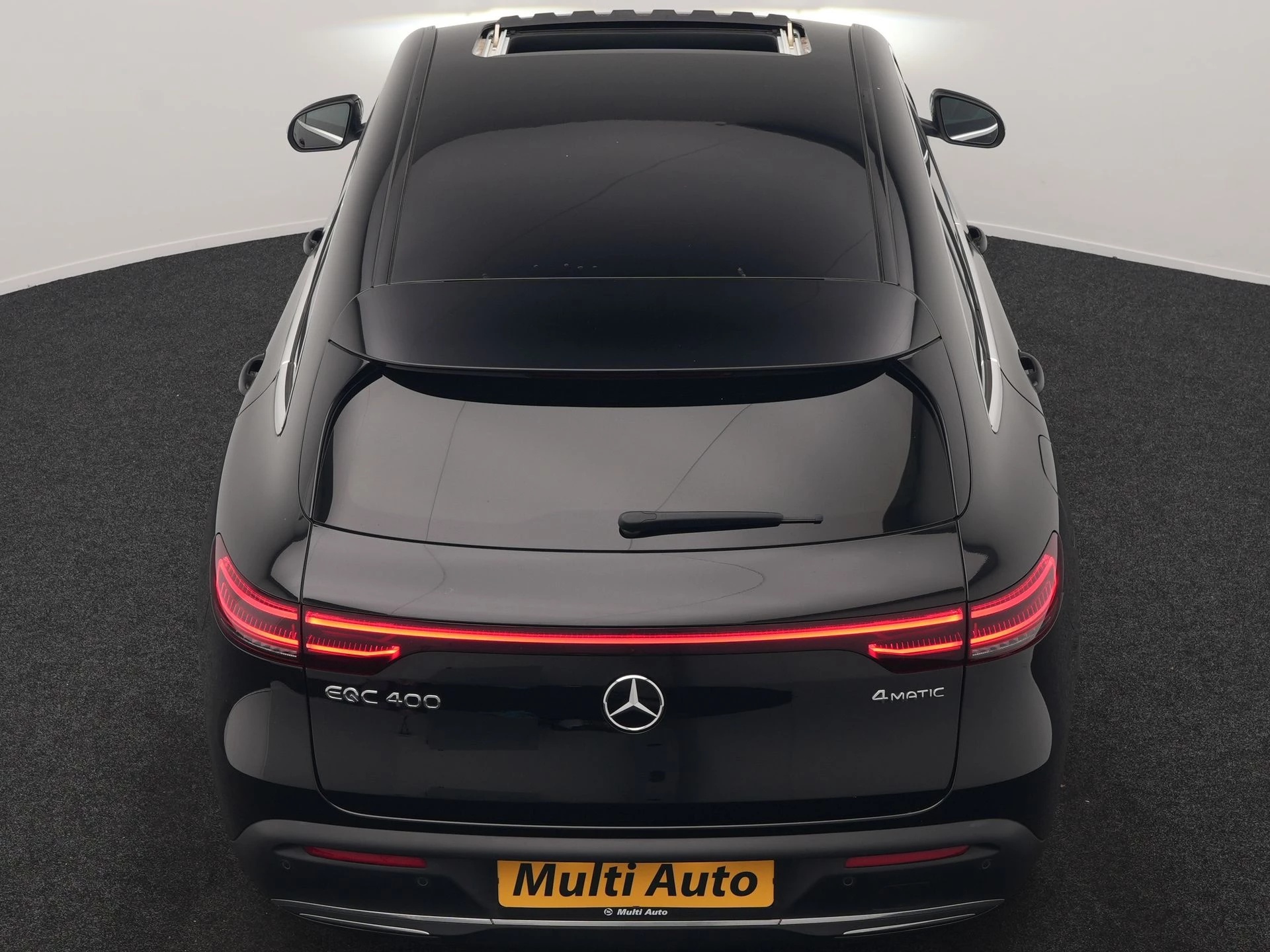Hoofdafbeelding Mercedes-Benz EQC