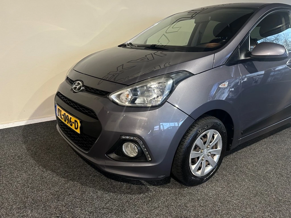 Hoofdafbeelding Hyundai i10