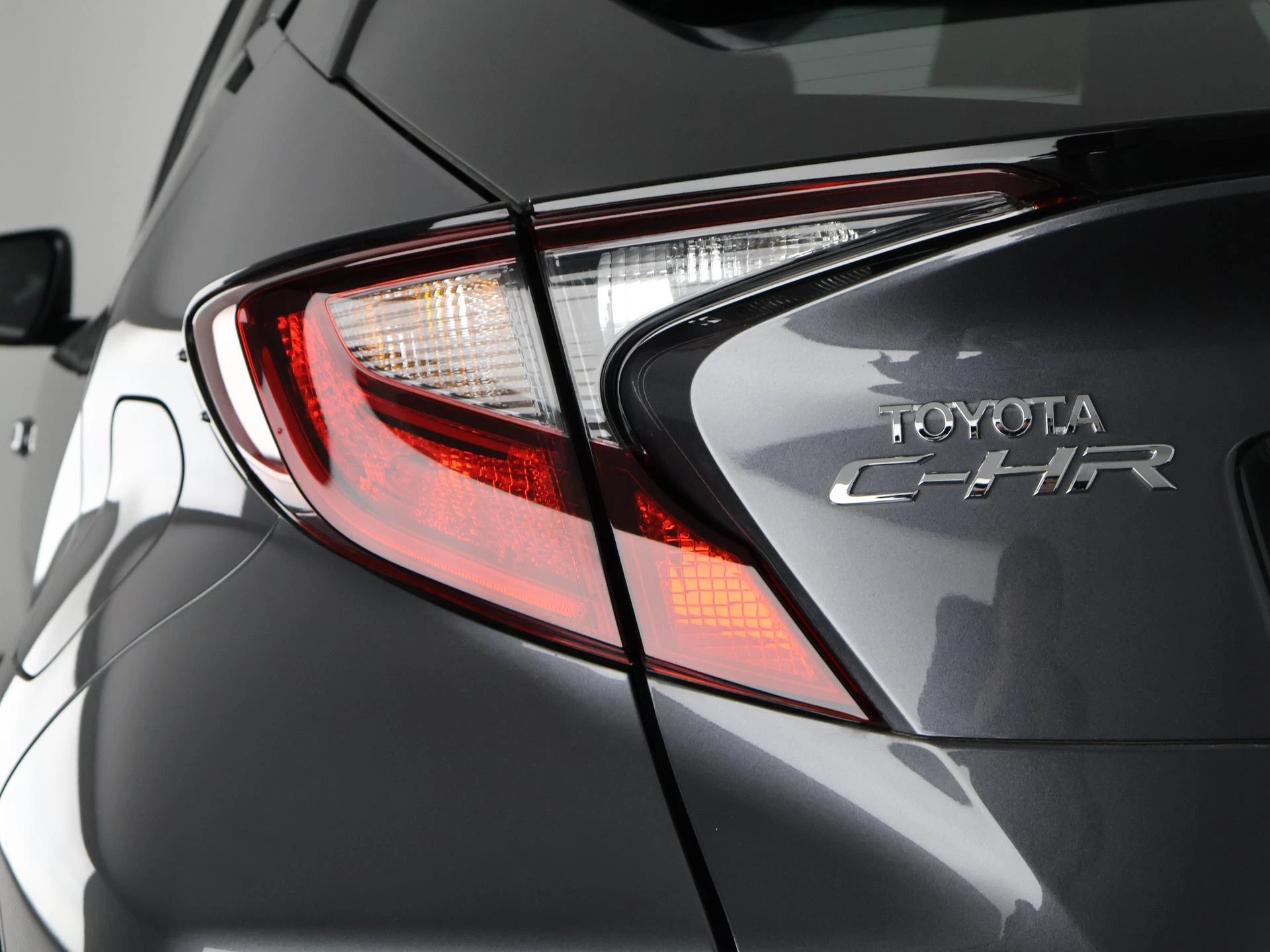 Hoofdafbeelding Toyota C-HR