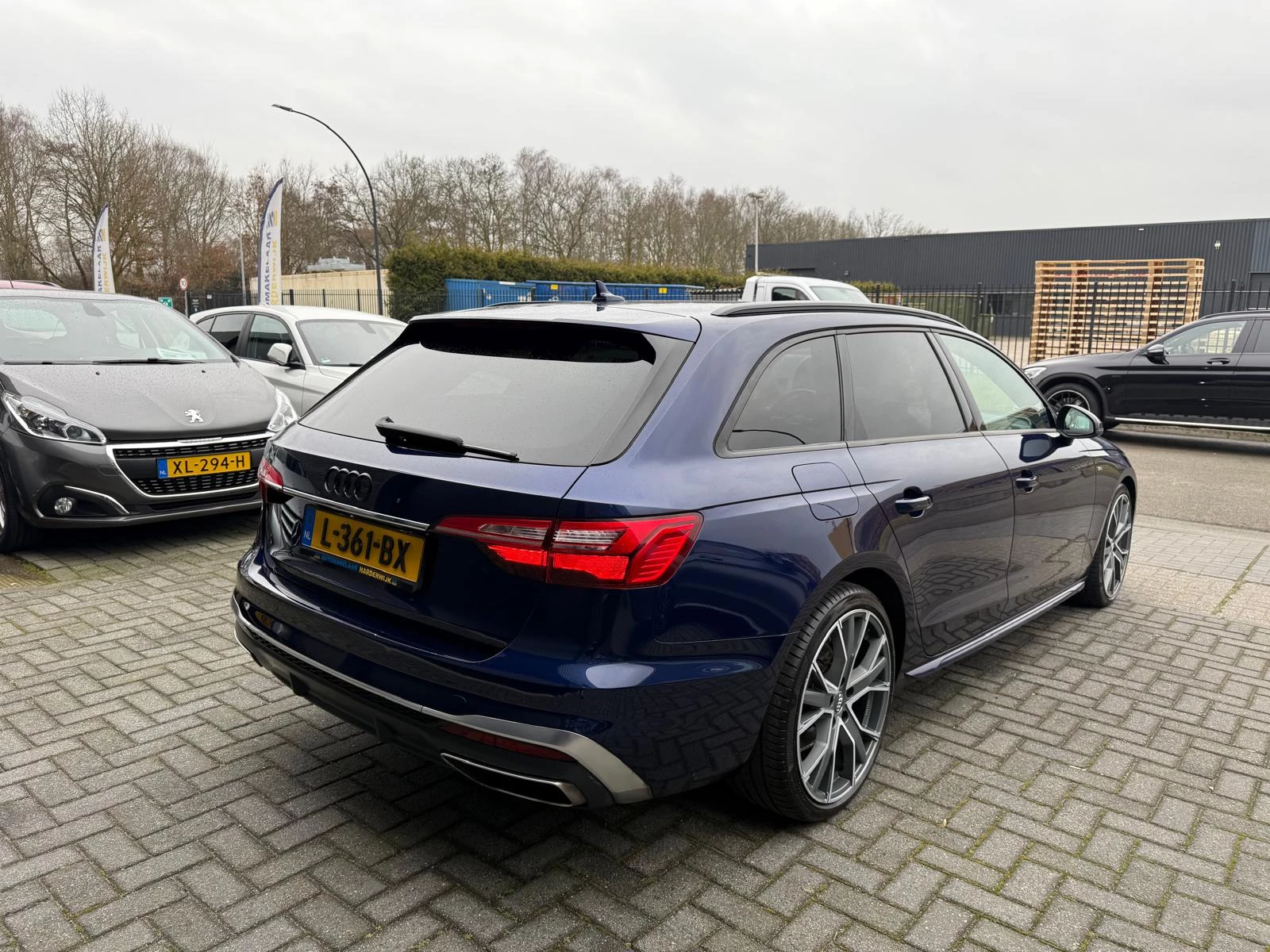 Hoofdafbeelding Audi A4