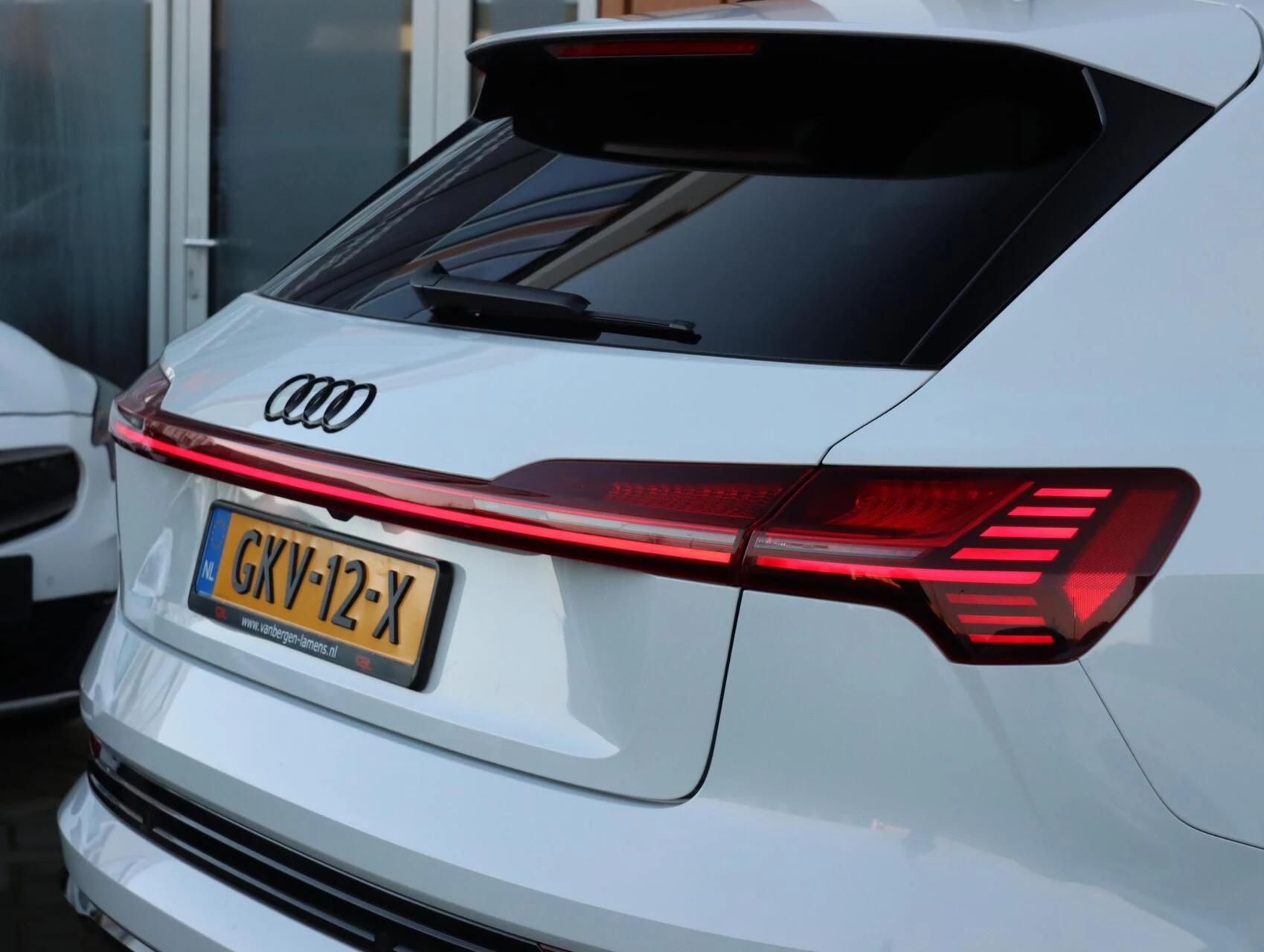 Hoofdafbeelding Audi e-tron