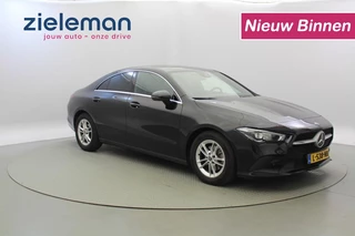 Hoofdafbeelding Mercedes-Benz CLA Mercedes-Benz CLA 180 Business solution Automaat - Camera, Half Leer, Stoelverw.