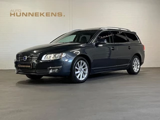 Volvo V70 2.0 T4 Polar+ Open dak | Trekhaak | Stoel koeling/Verwarming | Navigatie | PDC