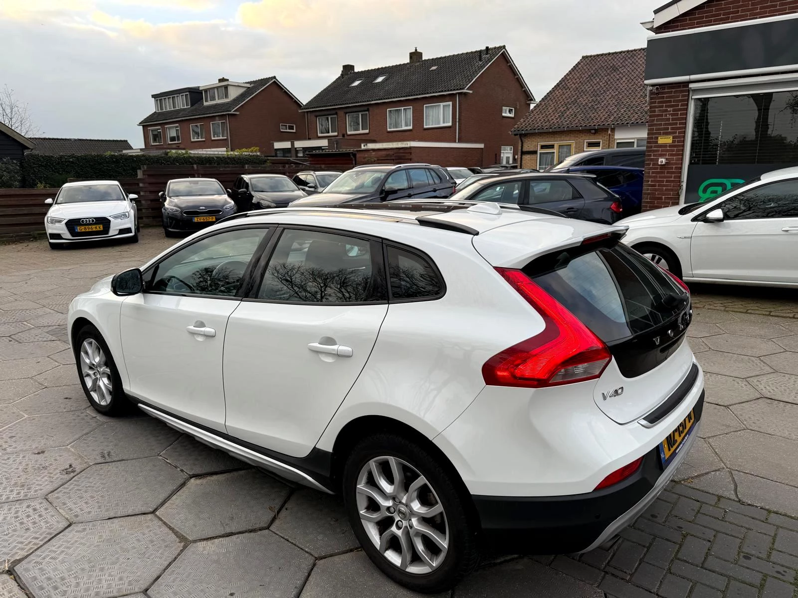 Hoofdafbeelding Volvo V40