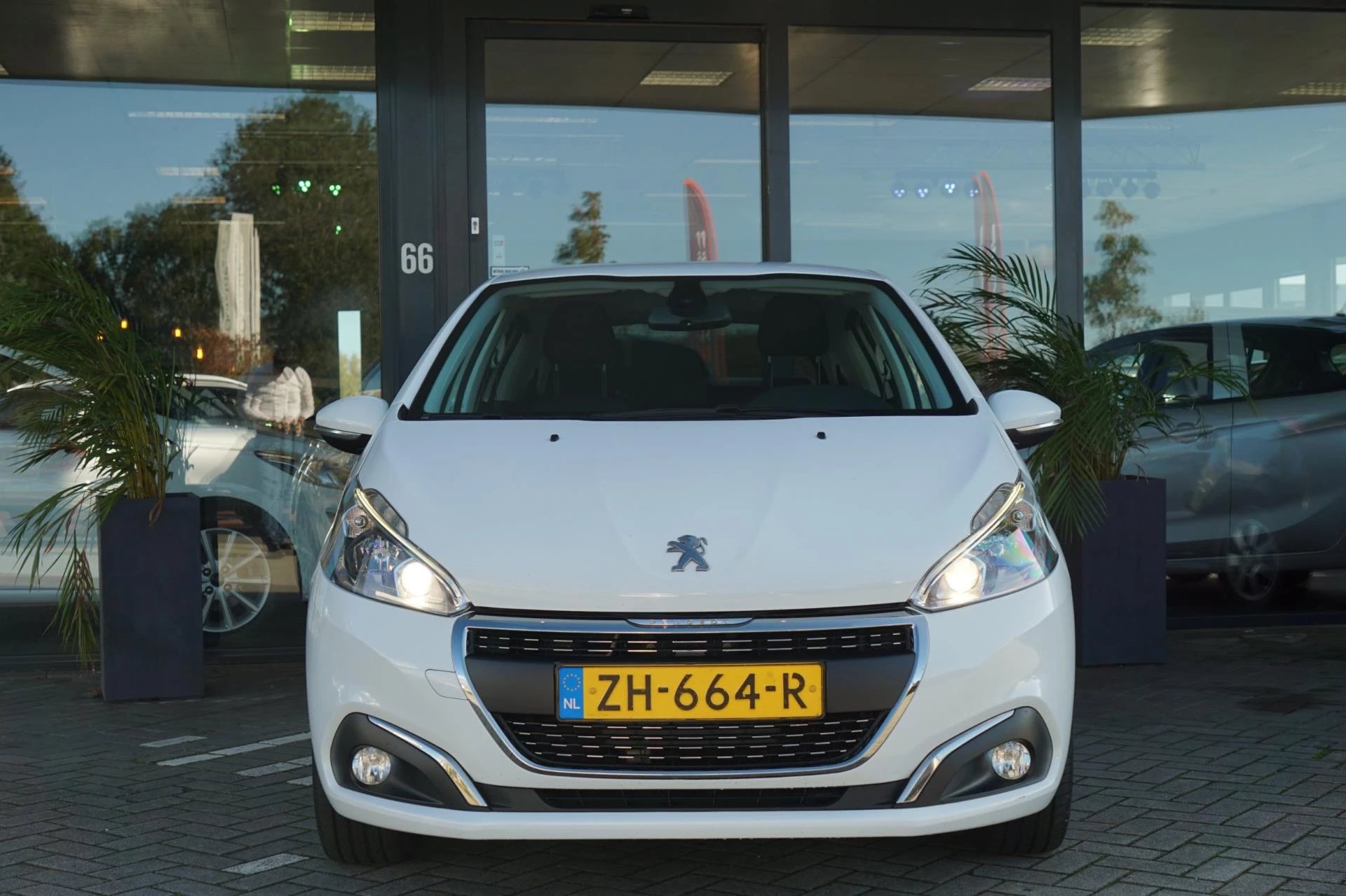 Hoofdafbeelding Peugeot 208