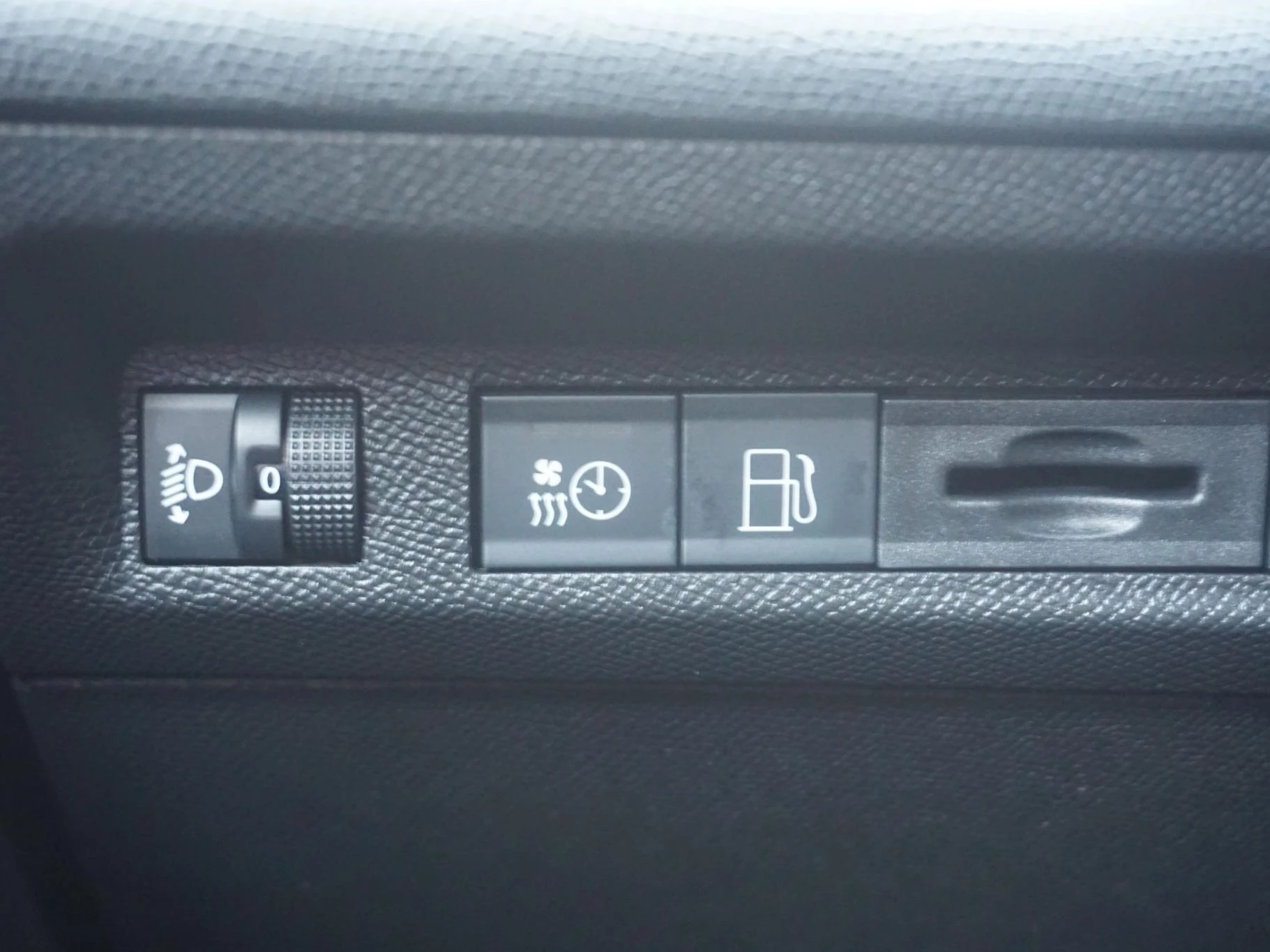 Hoofdafbeelding Peugeot 408