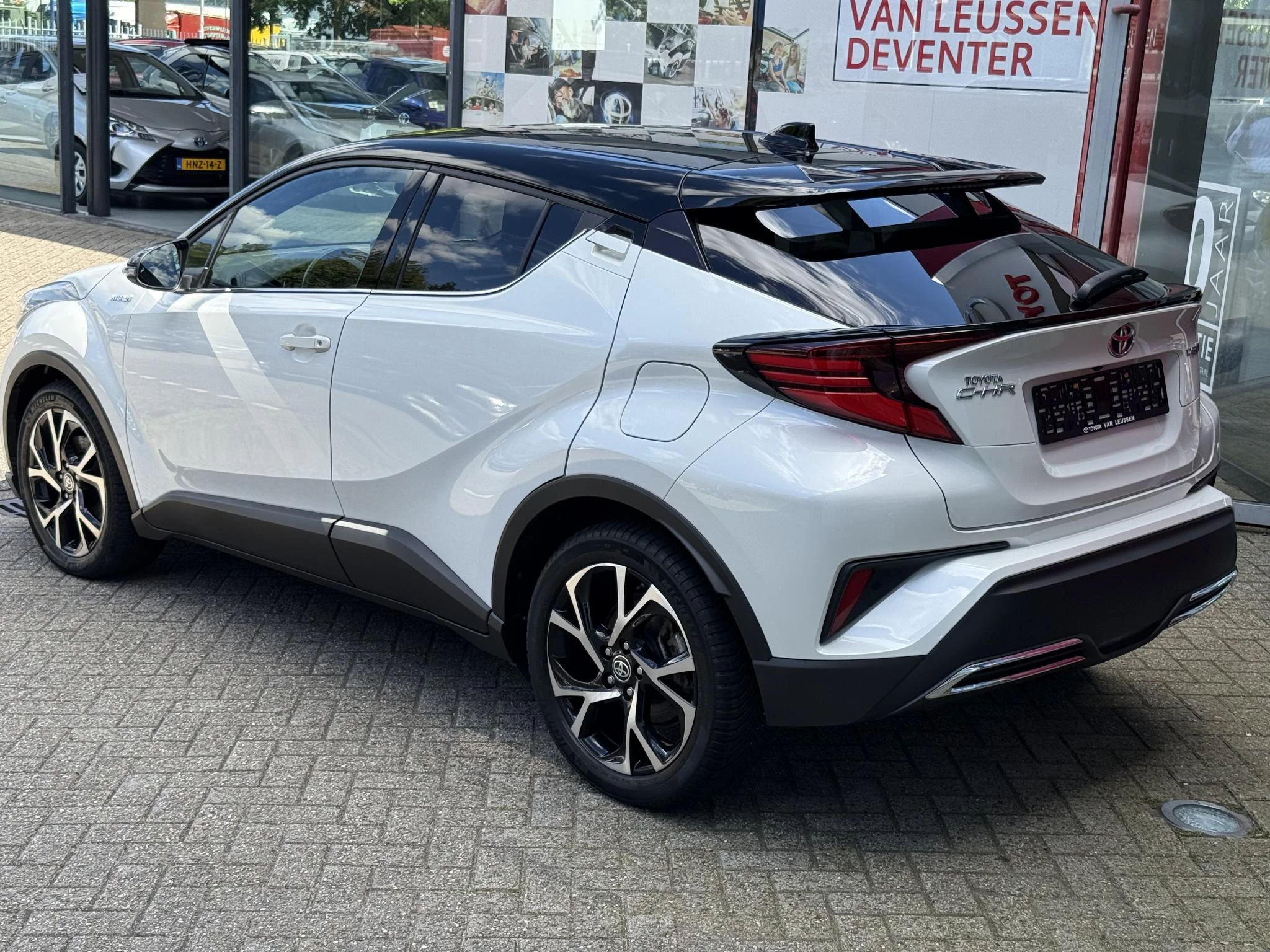 Hoofdafbeelding Toyota C-HR