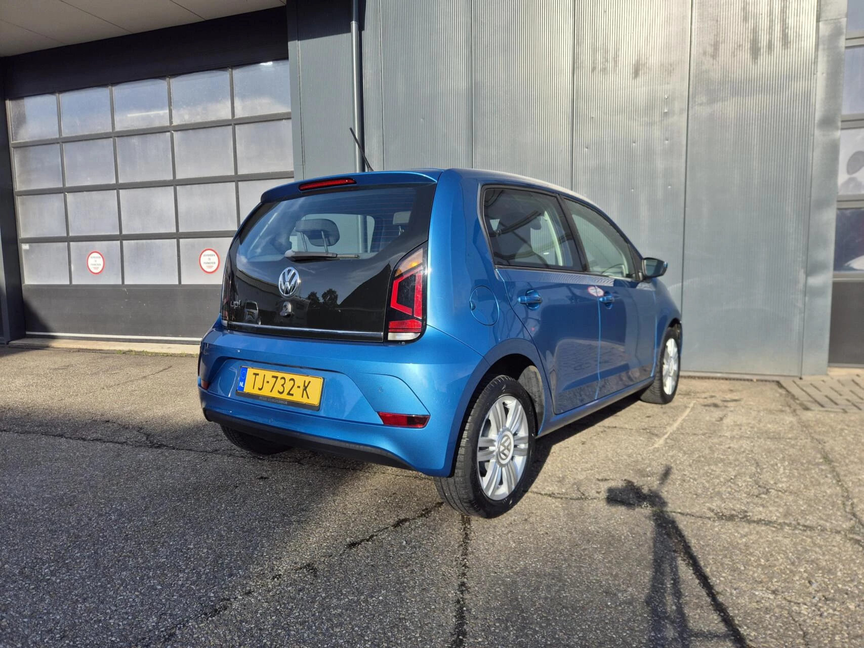 Hoofdafbeelding Volkswagen up!