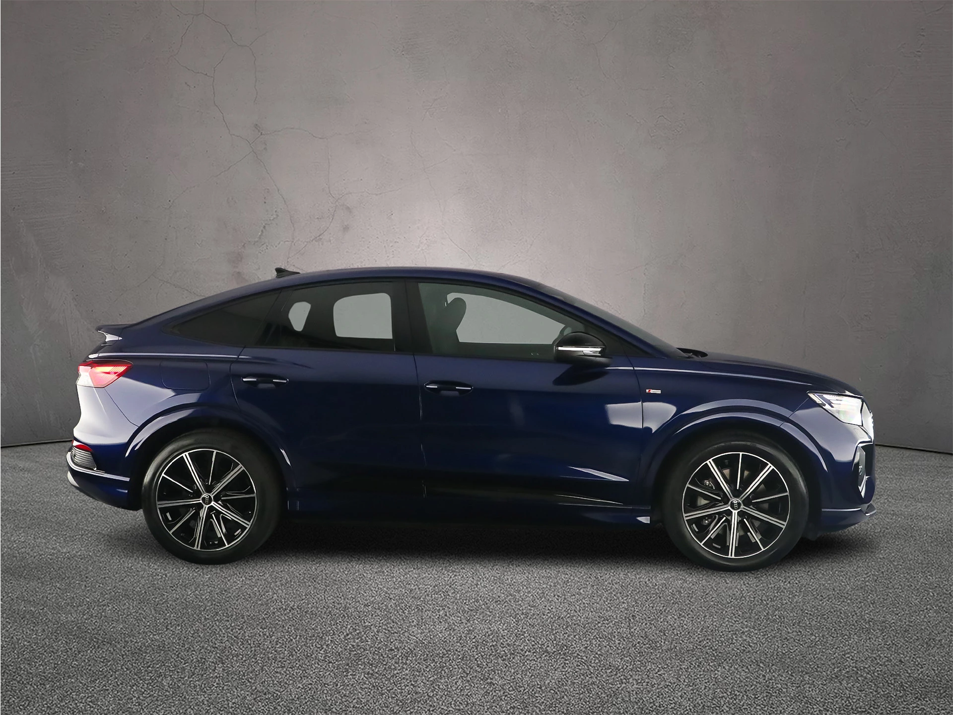 Hoofdafbeelding Audi Q4 e-tron