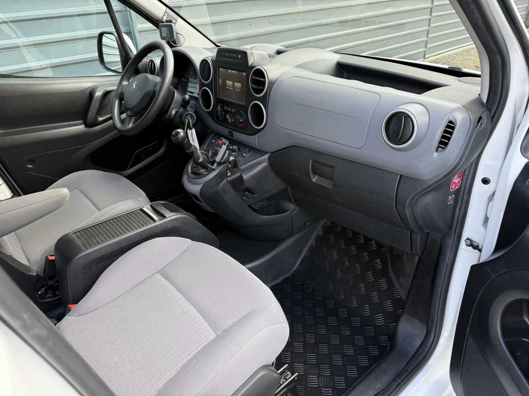 Hoofdafbeelding Peugeot Partner