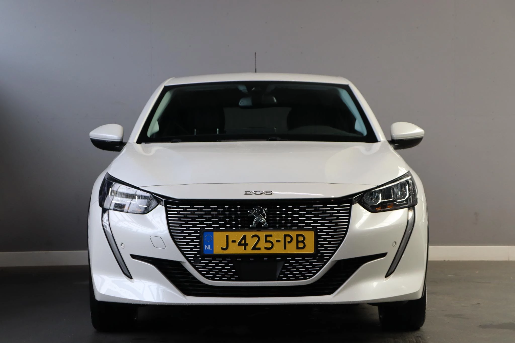 Hoofdafbeelding Peugeot e-208