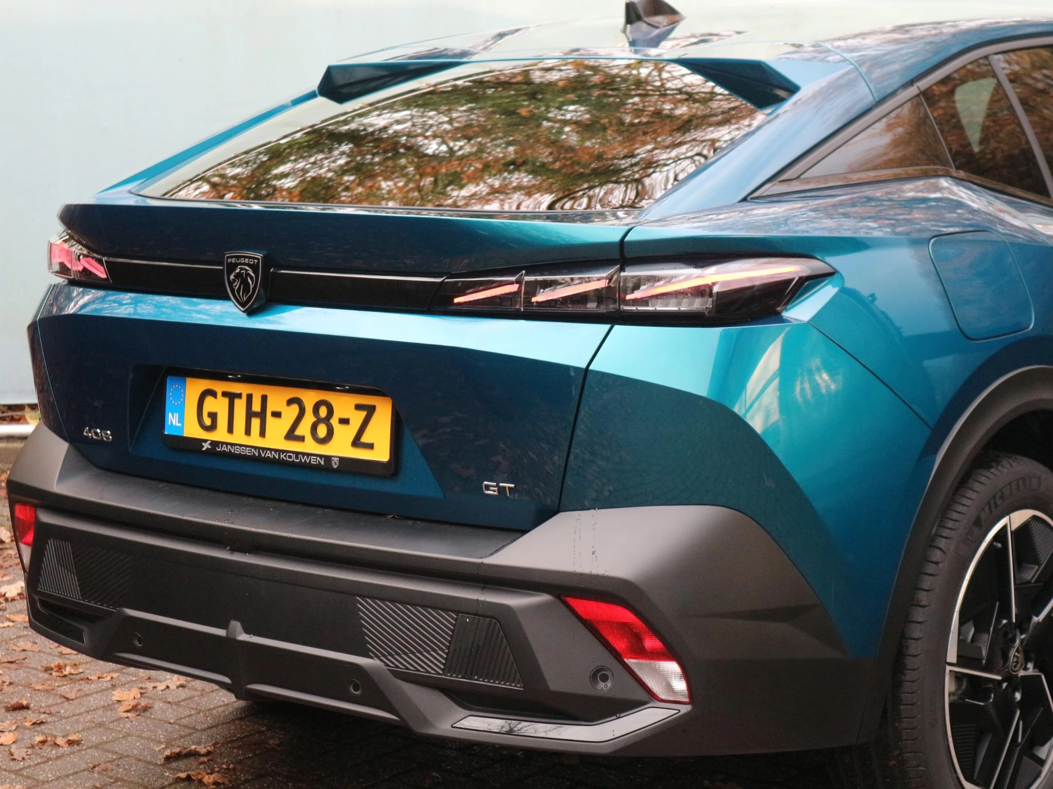 Hoofdafbeelding Peugeot 408