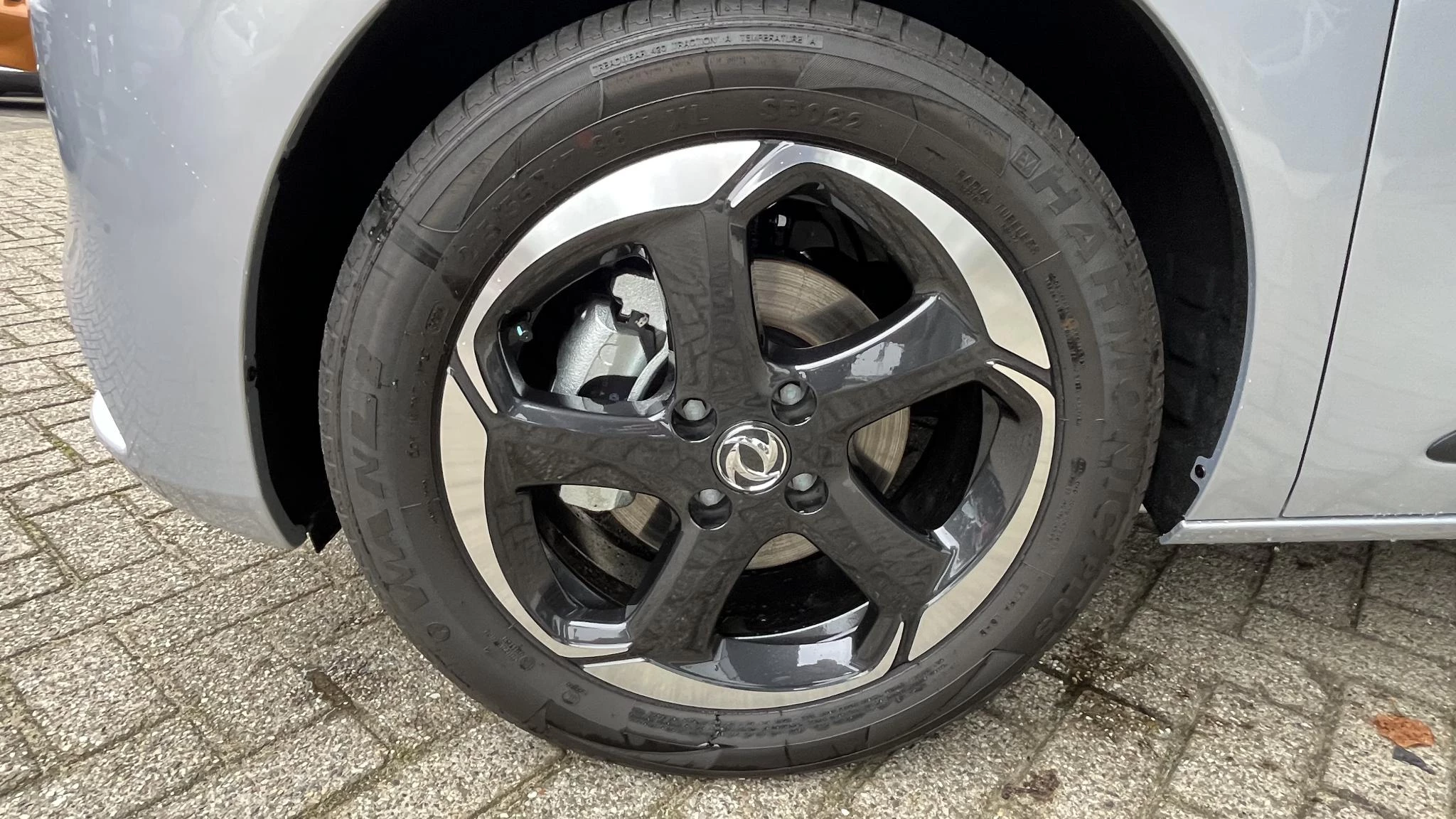 Hoofdafbeelding Dongfeng Box