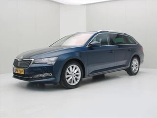 Skoda Superb Combi 1.5 TSI 150pk 6-Bak Style Corporate+ [ PANO+VIRTUAL+LED+CARPLAY+STOELVERWARMING+CAMERA ]