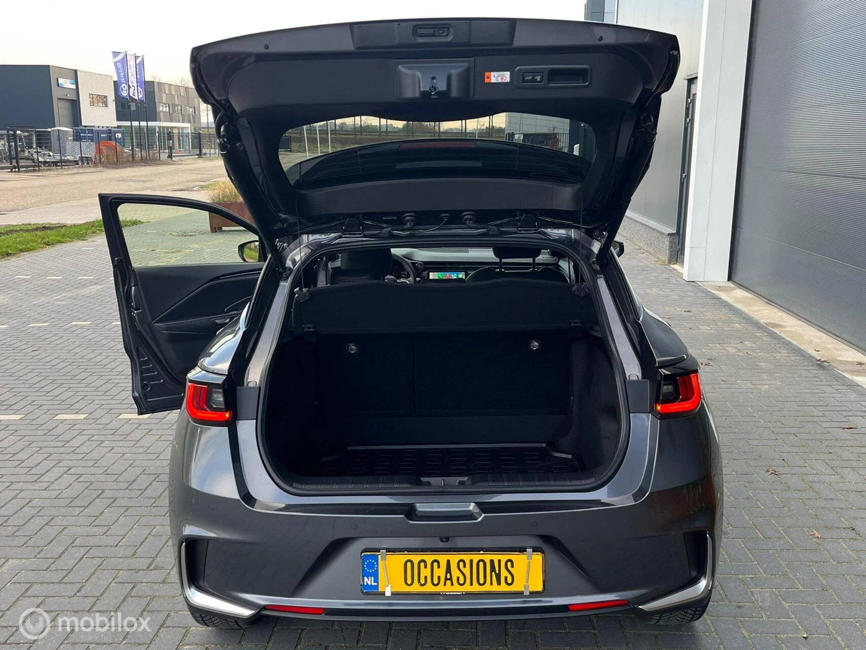 Hoofdafbeelding Lexus LBX