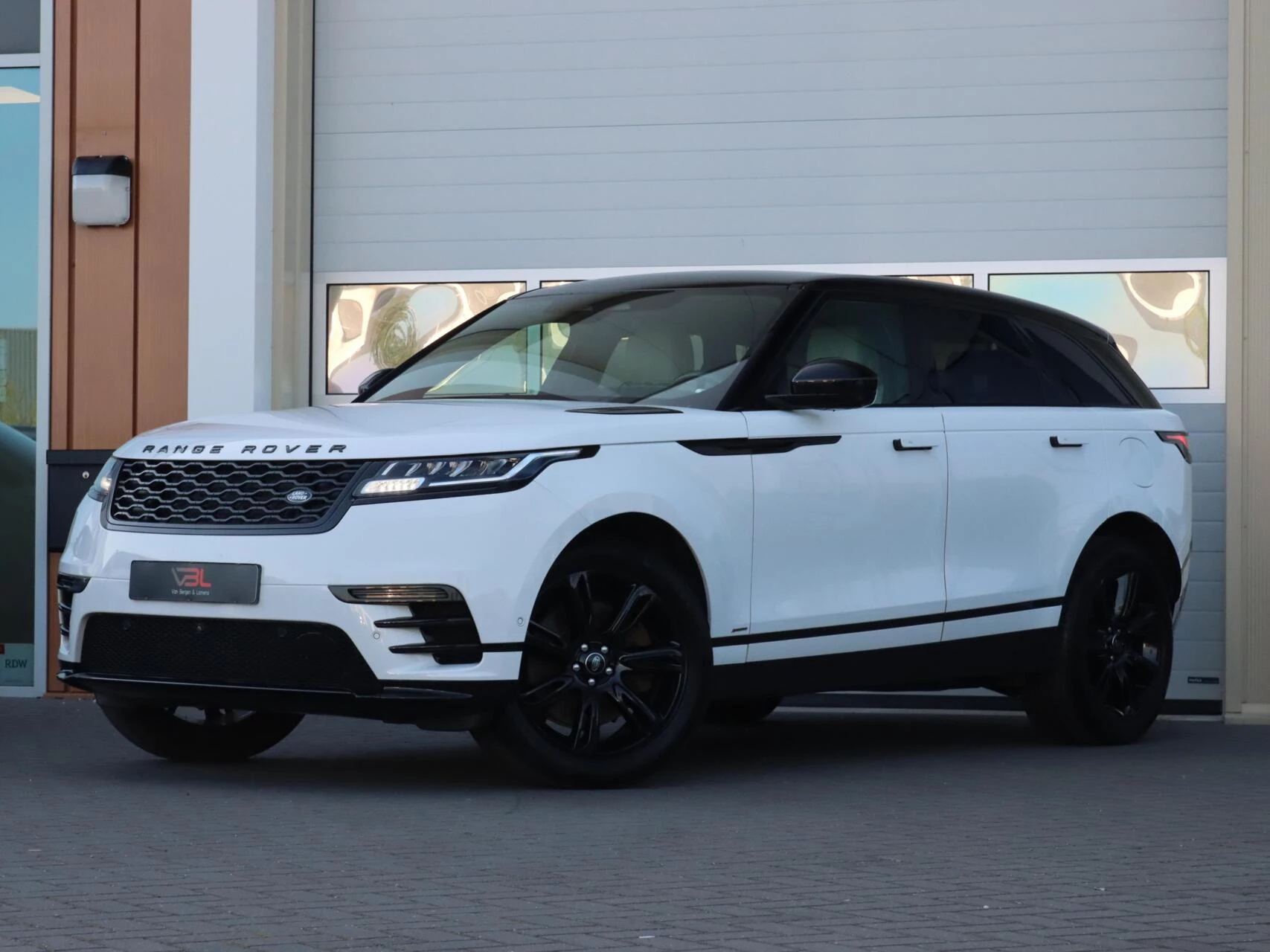 Hoofdafbeelding Land Rover Range Rover Velar