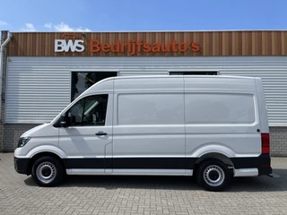 Volkswagen Crafter 35 2.0 TDI 140pk L3H3 ( voorheen L2H2 ) Comfortline / vaste prijs rijklaar € 20.950 ex btw / Sortimo ingerichte laadruimte met Victron omvormer / airco / cruise / navi / camera / trekhaak !