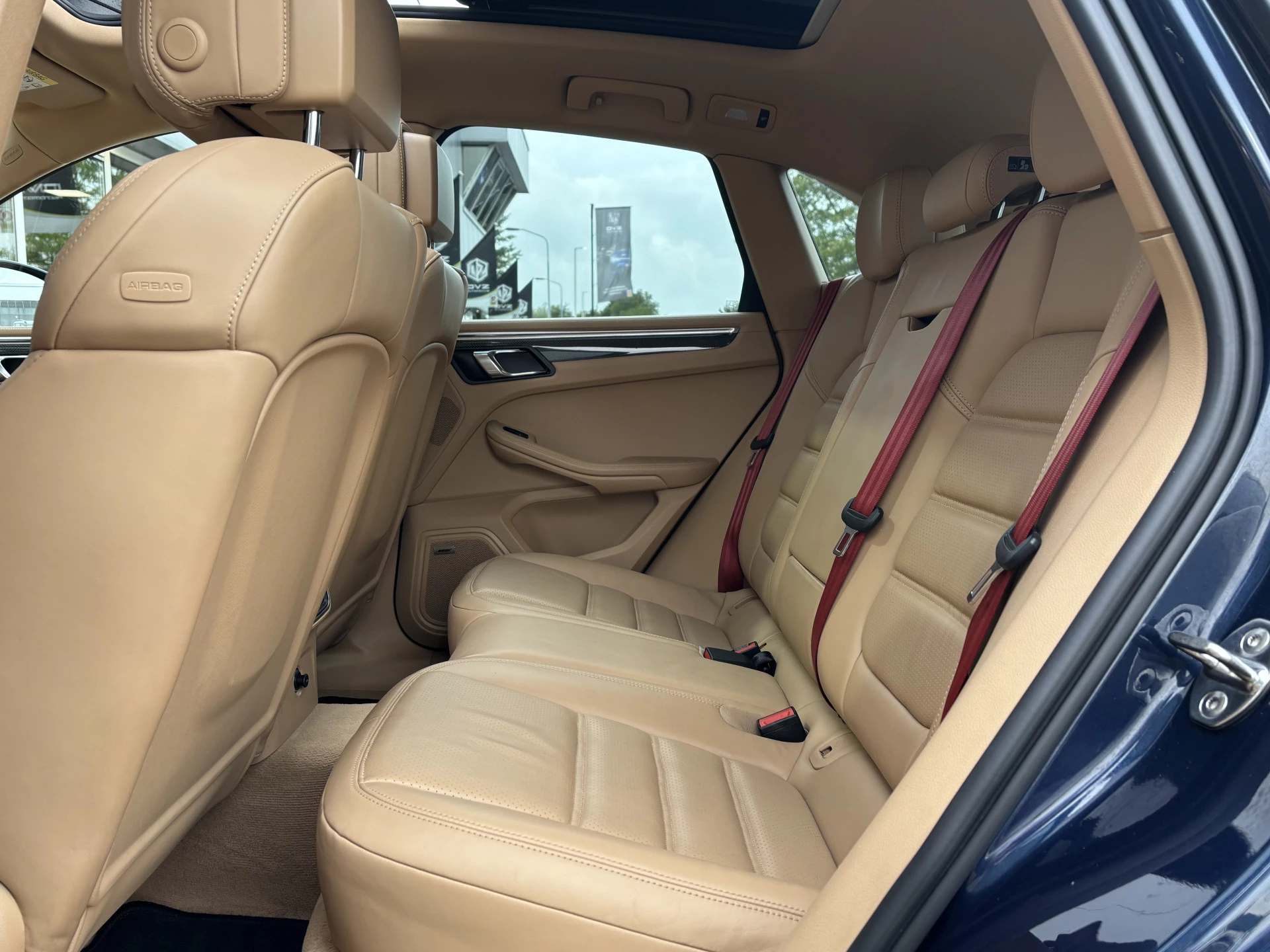 Hoofdafbeelding Porsche Macan