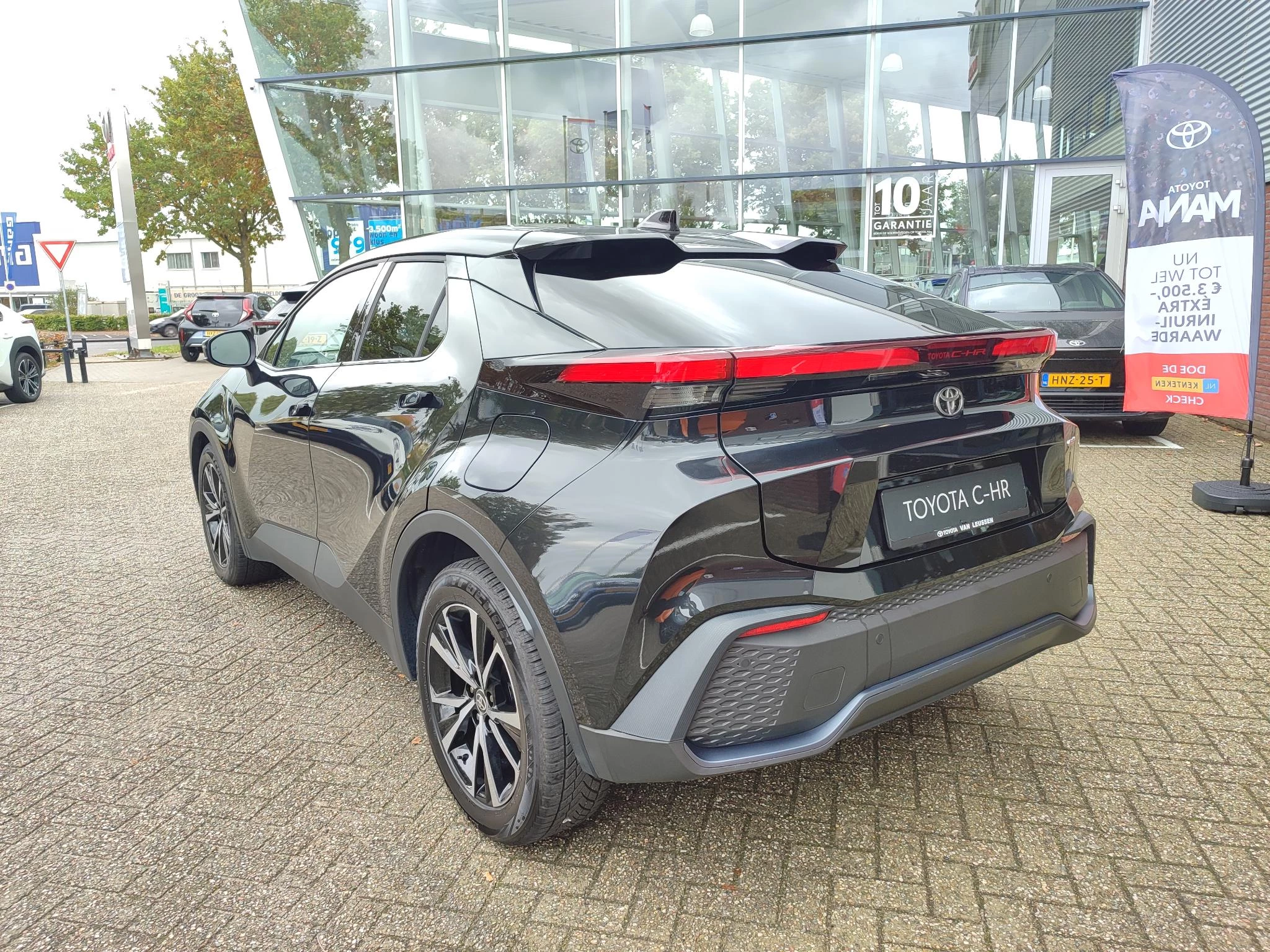 Hoofdafbeelding Toyota C-HR