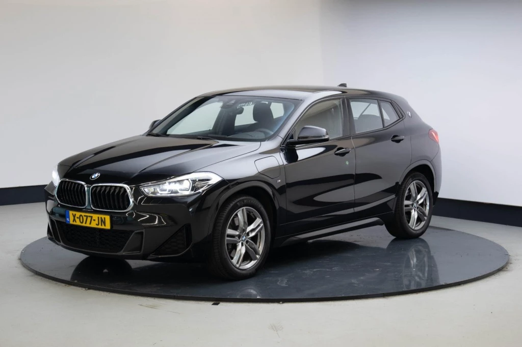 Hoofdafbeelding BMW X2
