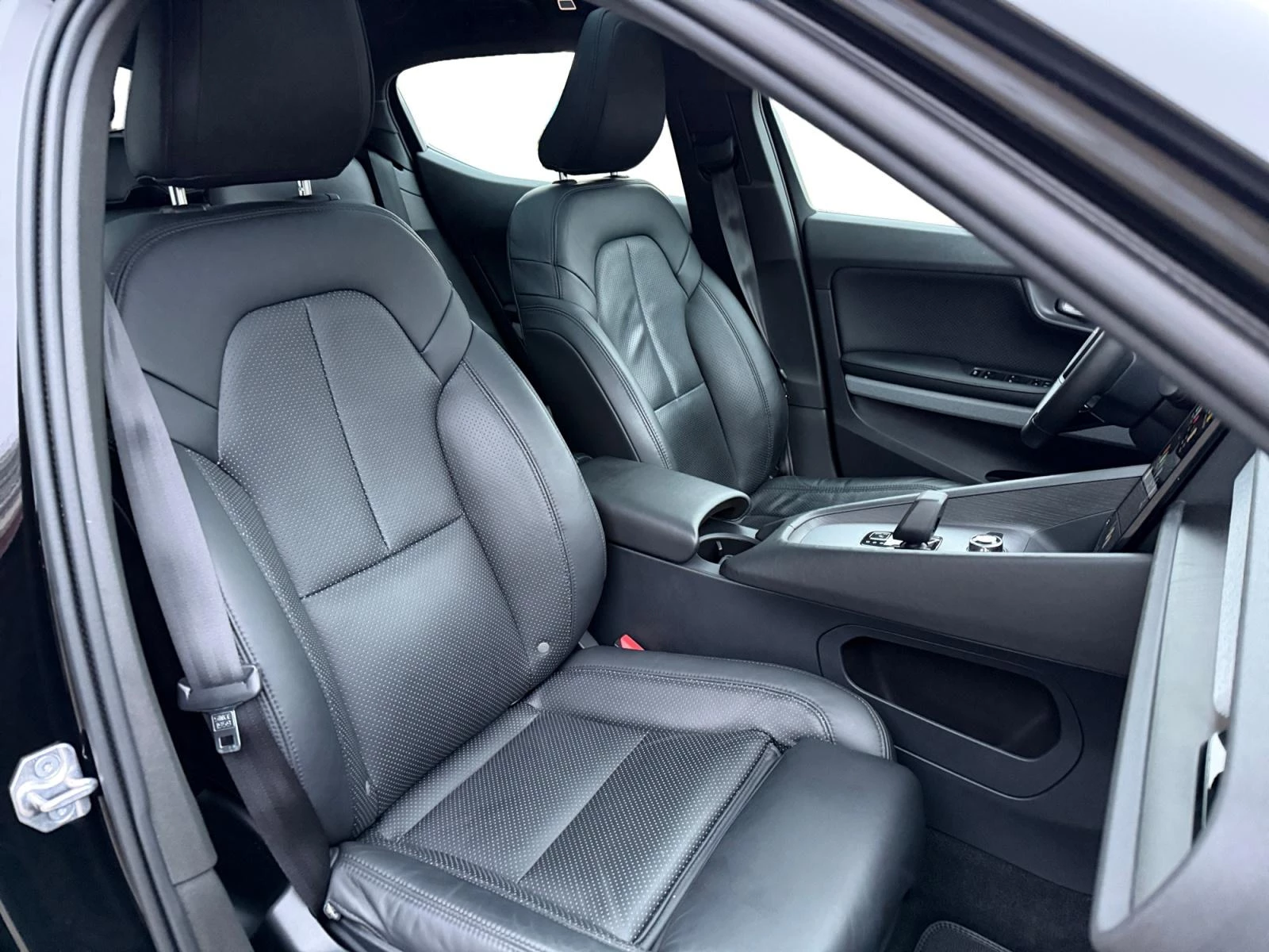 Hoofdafbeelding Polestar 2