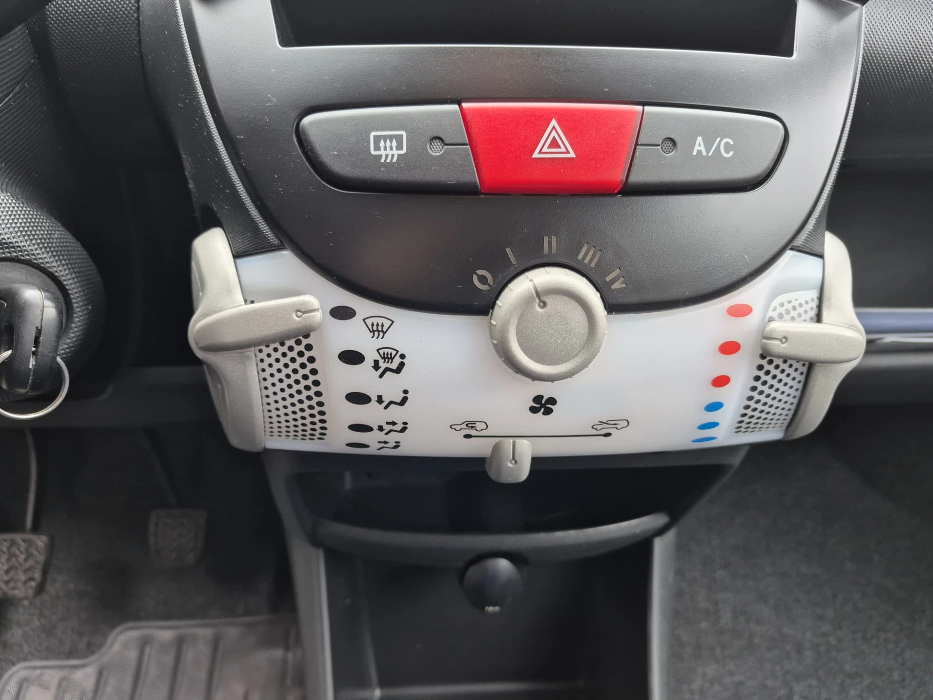 Hoofdafbeelding Peugeot 107