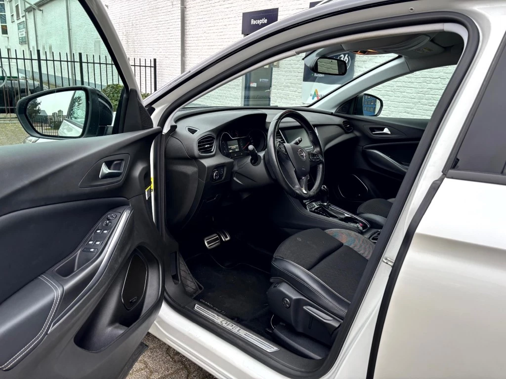 Hoofdafbeelding Opel Grandland X