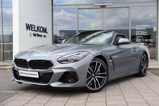 BMW Z4 Roadster sDrive30i High Executive M Sport Automaat / M Adaptief onderstel / Stoelverwarming / Adaptieve LED / Parking Assistant / Harman Kardon / Live Cockpit Professional