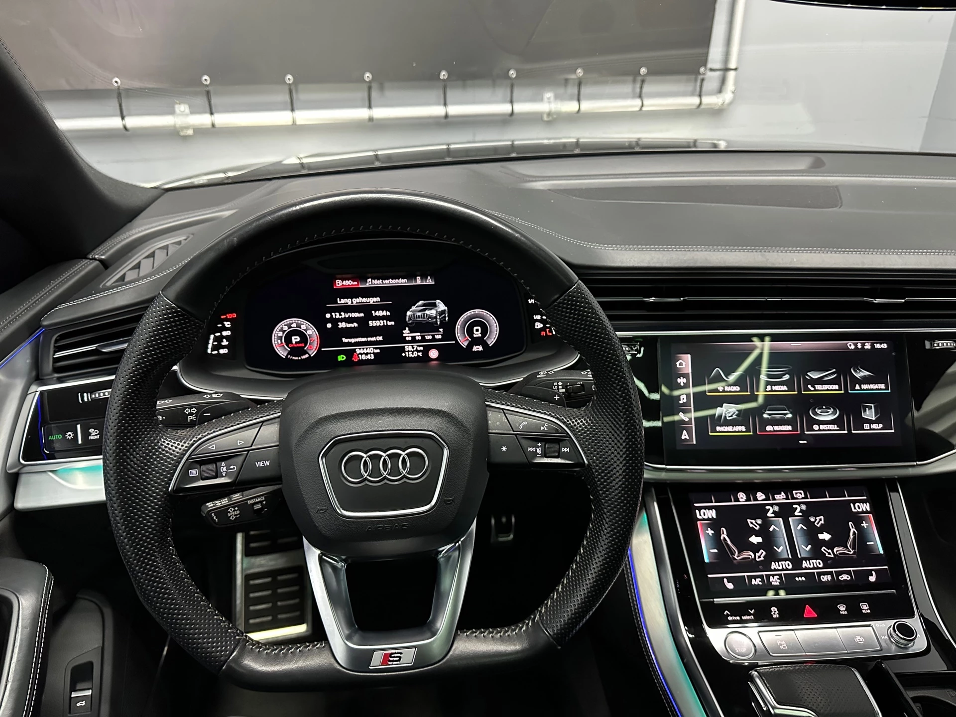 Hoofdafbeelding Audi Q8
