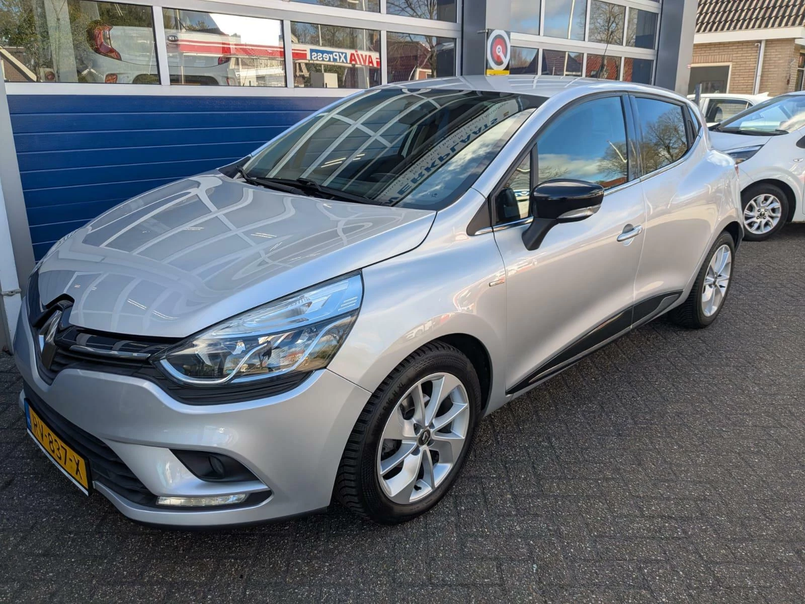 Hoofdafbeelding Renault Clio