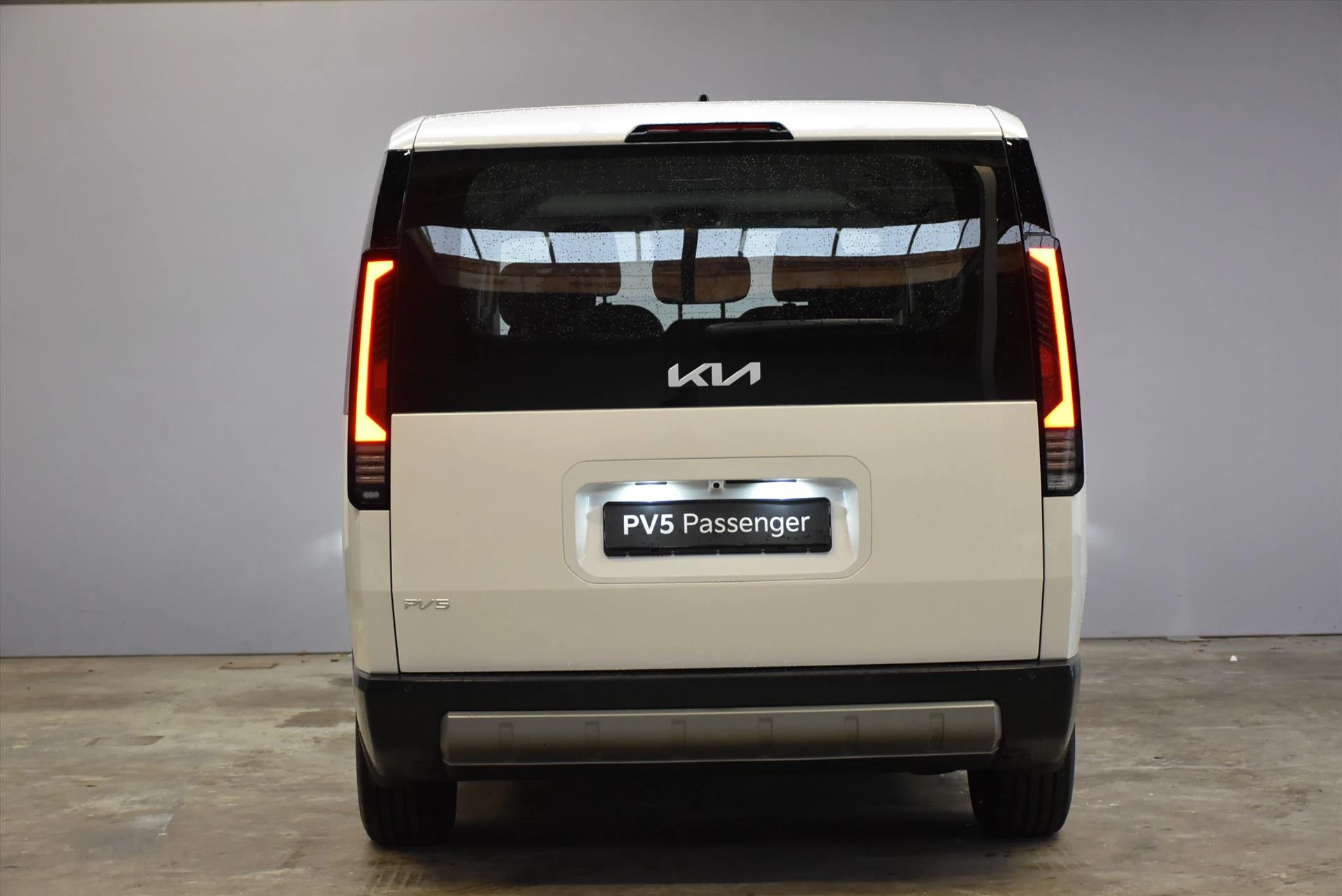 Hoofdafbeelding Kia Pv5 Passenger
