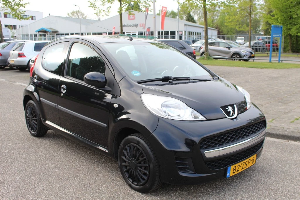 Hoofdafbeelding Peugeot 107
