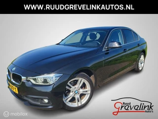 Hoofdafbeelding BMW 3 Serie BMW 3-serie 318i EXE 160 PK H6 Navigatie Full Led Chroom DonkerGlas Schitterend