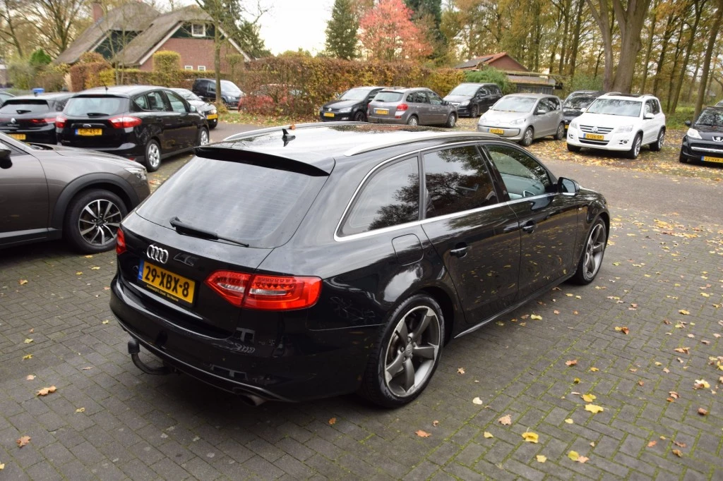 Hoofdafbeelding Audi A4