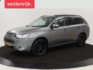 Mitsubishi Outlander 2.0 PHEV Instyle | Schuifdak | Leder | Trekhaak |  Stoelverwarming | Camera | Xenon | Navigatie | Keyless | Climate control | Cruise control